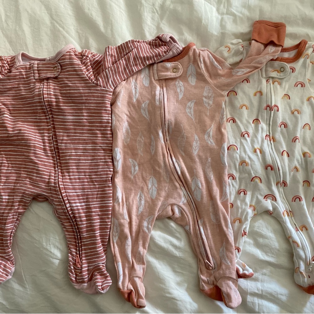 NB items🧸 - Picture 3 of 10